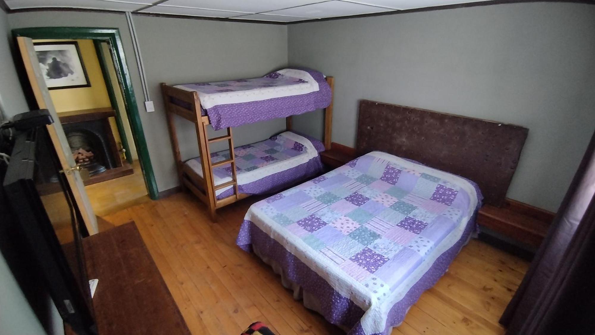 Hospedaje Lenas Del Tolosa Las Cuevas  Kültér fotó