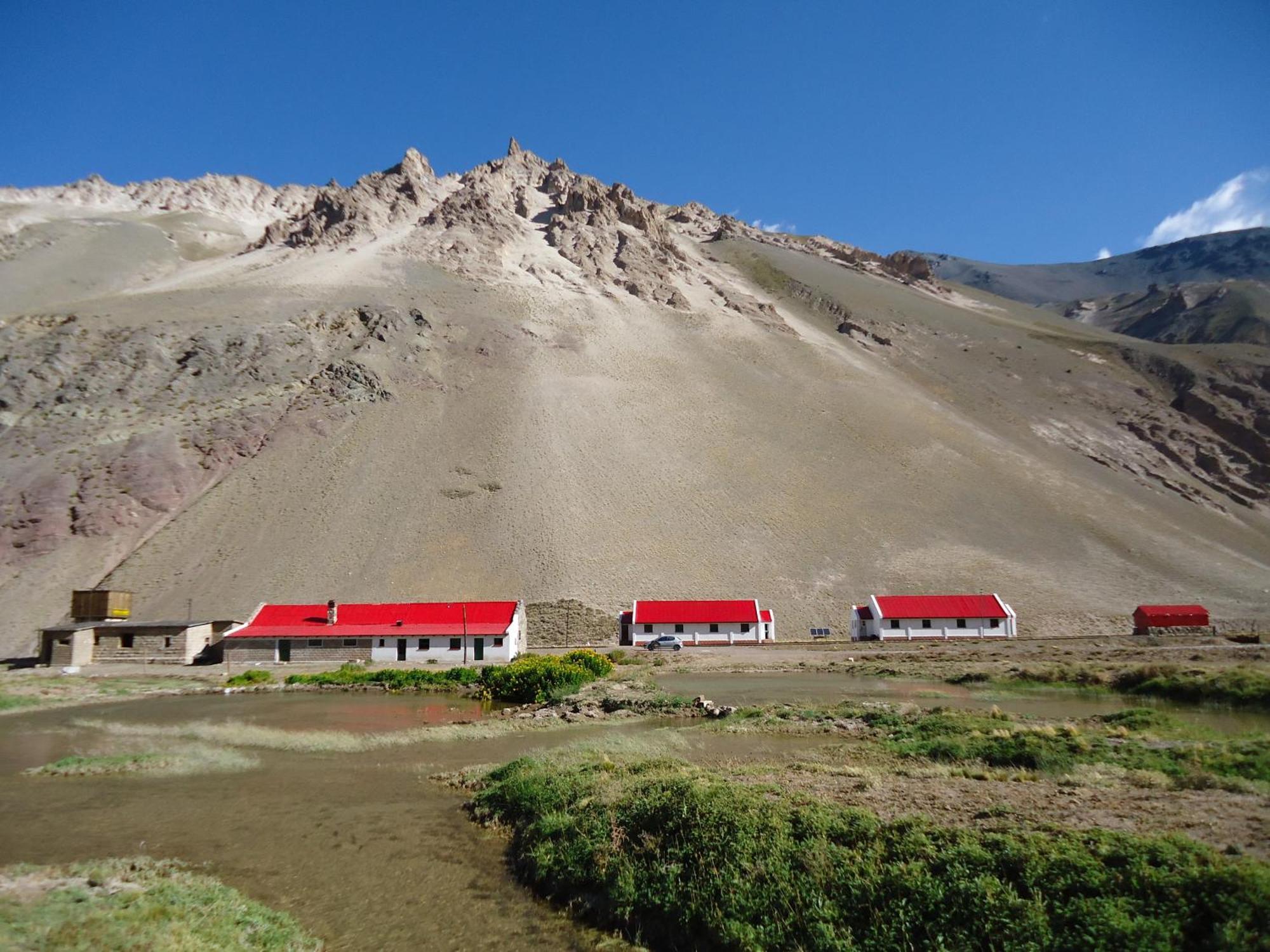 Hospedaje Lenas Del Tolosa Las Cuevas  Kültér fotó